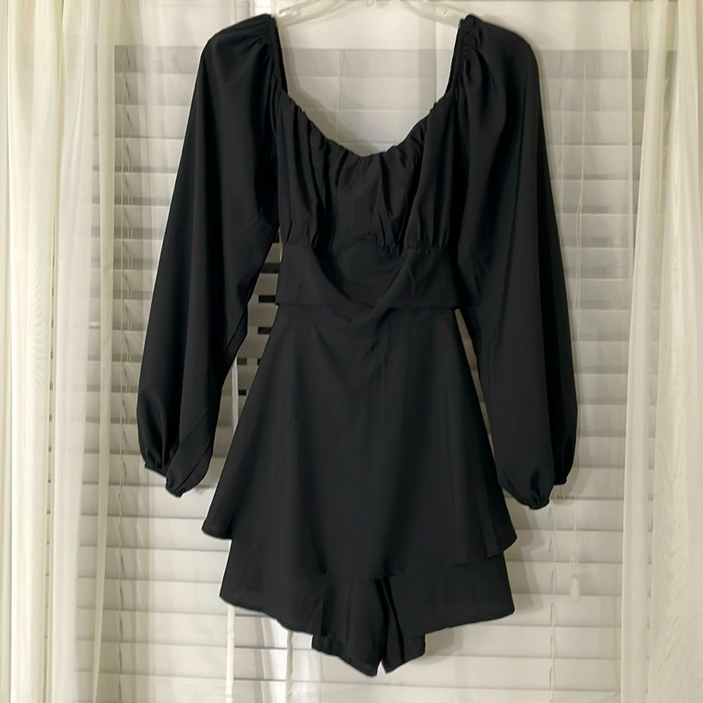 NWOT Women’s black romper
